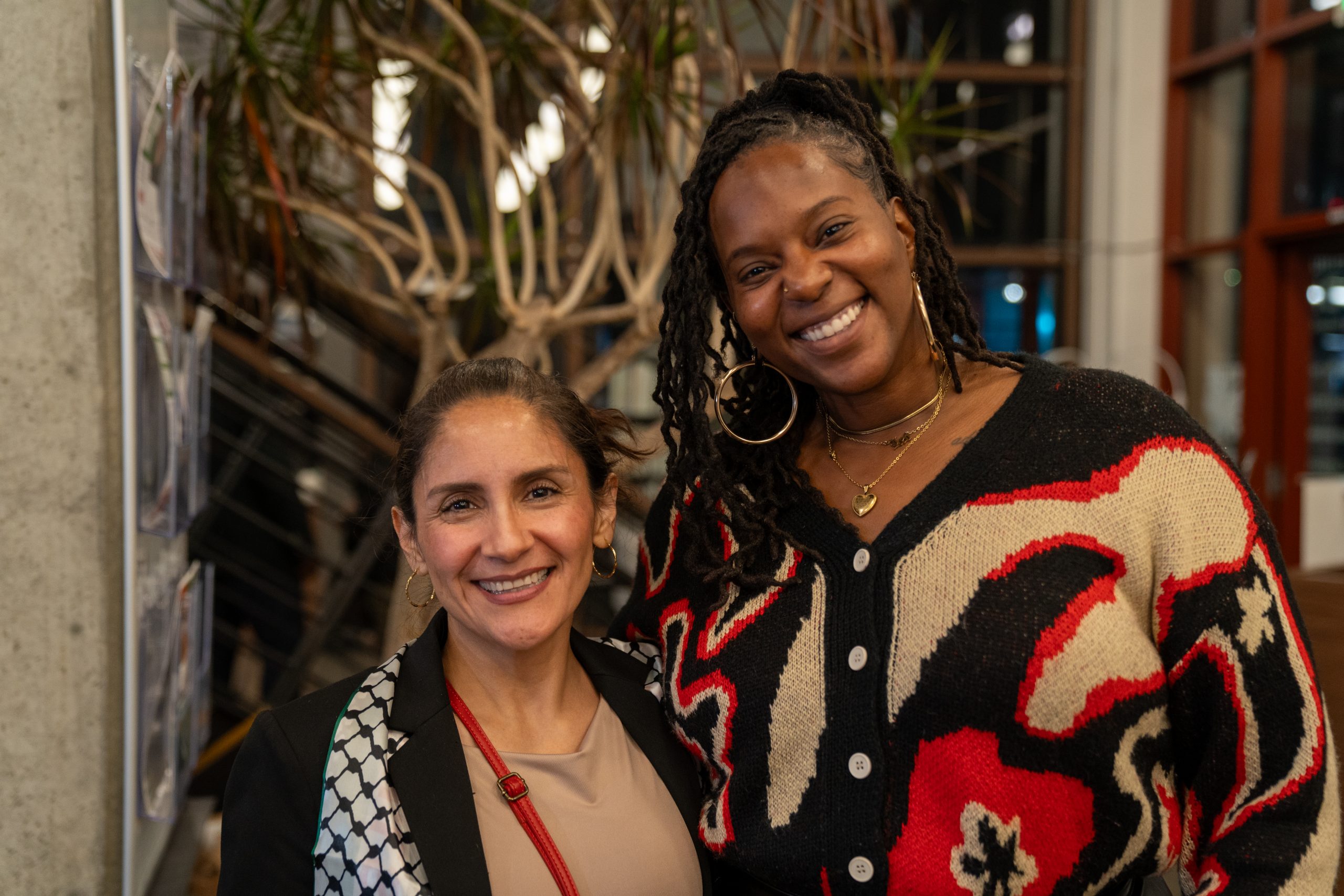 amplify chris and cris